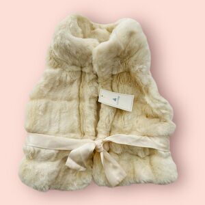 NWT Baby GAP Faux Fur Vest. Size 6 Months